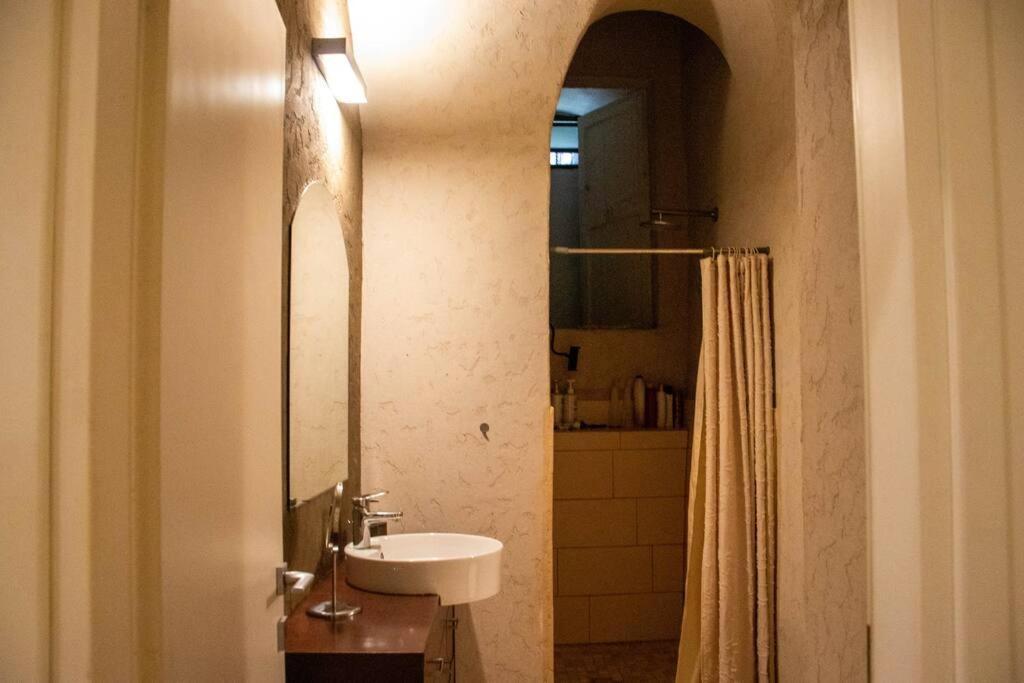 Cozy Heritage Home 耶路撒冷 外观 照片